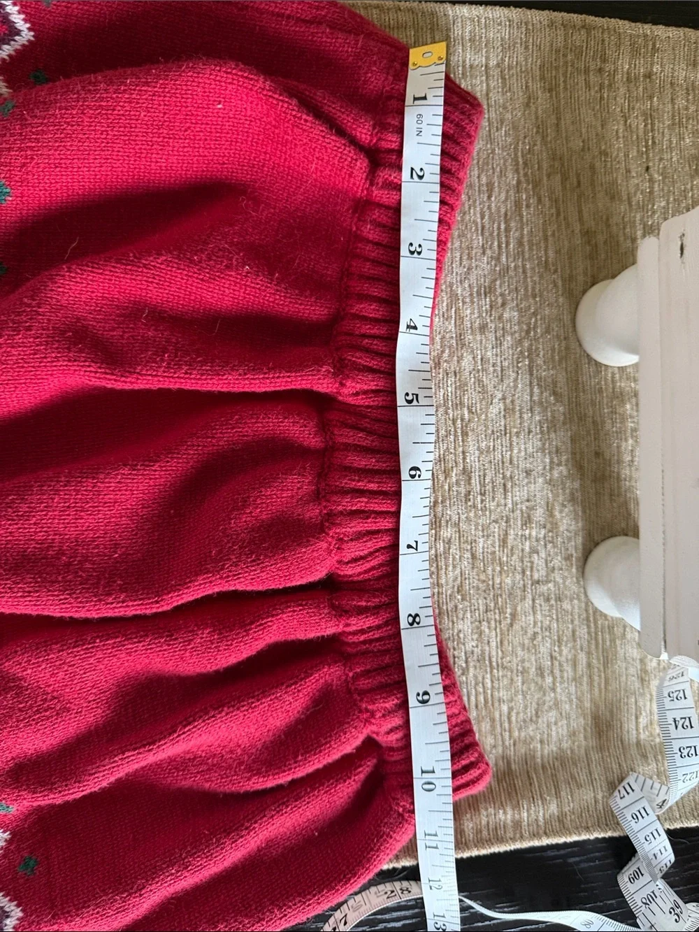 Gymboree girl’s red gingerbread sweater skirt